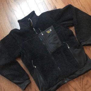 Mountain Hardware Jackets with pockets